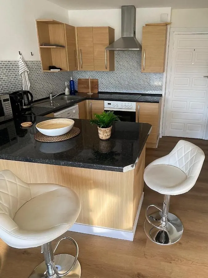 Oasis-Real-Apartment Beautiful Modern Apartment With Pool And Near The Beach Benalmadena