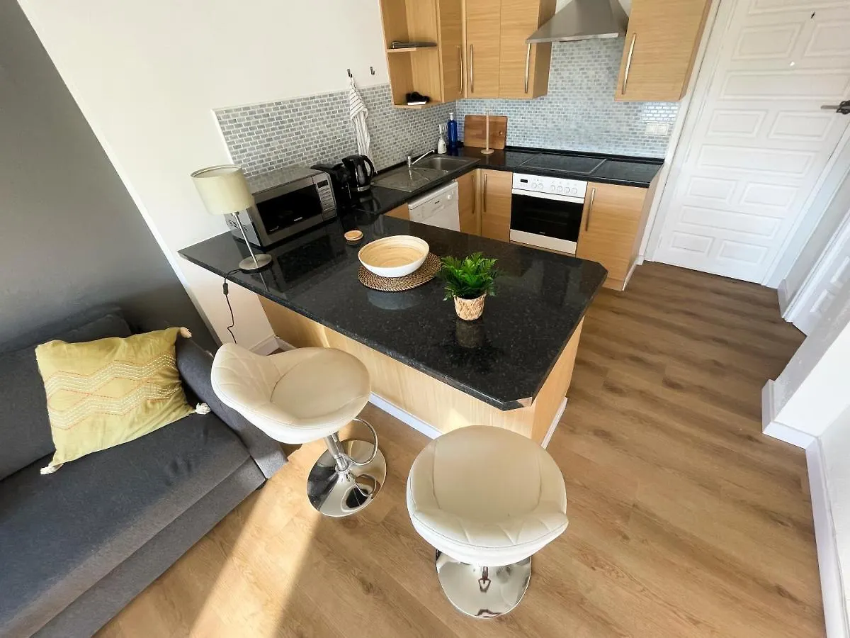 Oasis-Real-Apartment Beautiful Modern Apartment With Pool And Near The Beach Benalmadena